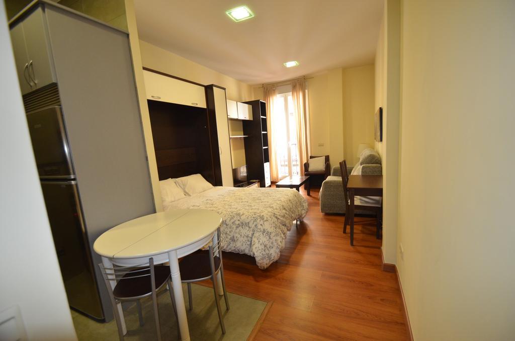 Stopinflat Madrid Luaran gambar