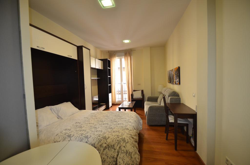 Stopinflat Madrid Luaran gambar