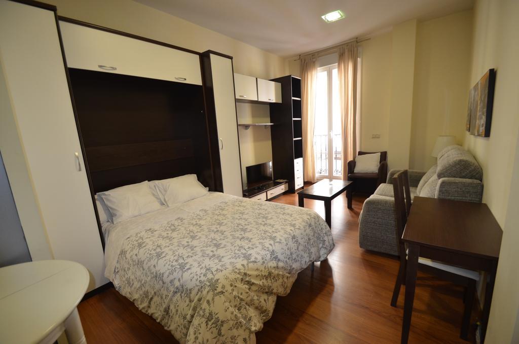 Stopinflat Madrid Luaran gambar